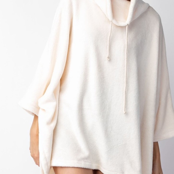 ❄️MOCHA VELVET PONCHO - Picture 5 of 7